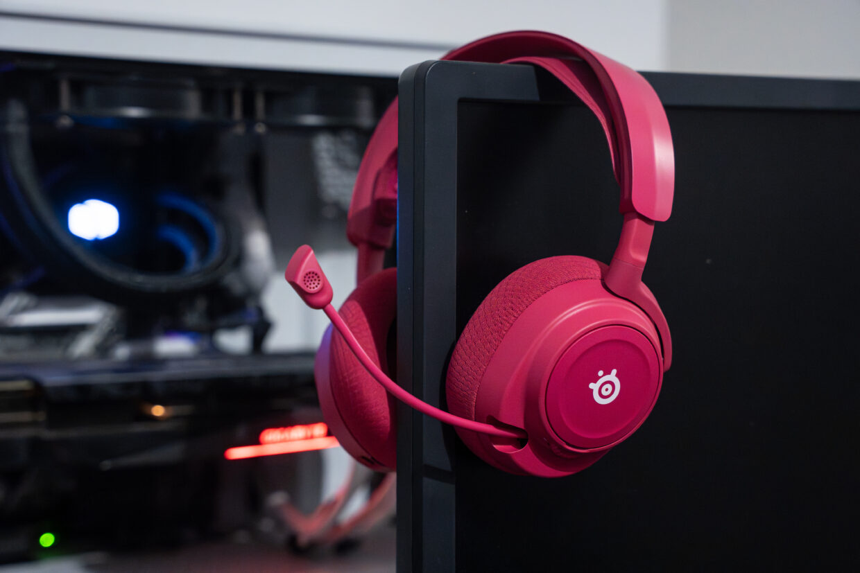 SteelSeries Arctis Nova 7 Gen 2 door SteelSeries