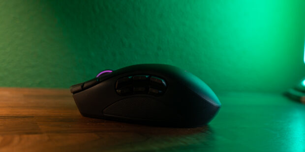 Razer zijkant 2